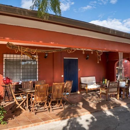 Casa con terraza y jardín cerca de la Playa en Castellón Castellón de la Plana Exterior foto