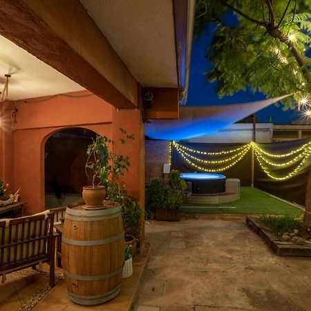 Casa con terraza y jardín cerca de la Playa en Castellón Castellón de la Plana Exterior foto