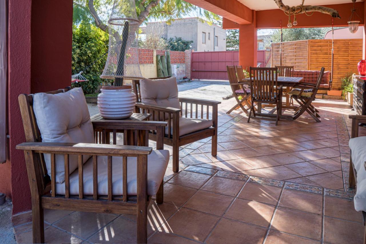 Casa con terraza y jardín cerca de la Playa en Castellón Castellón de la Plana Exterior foto