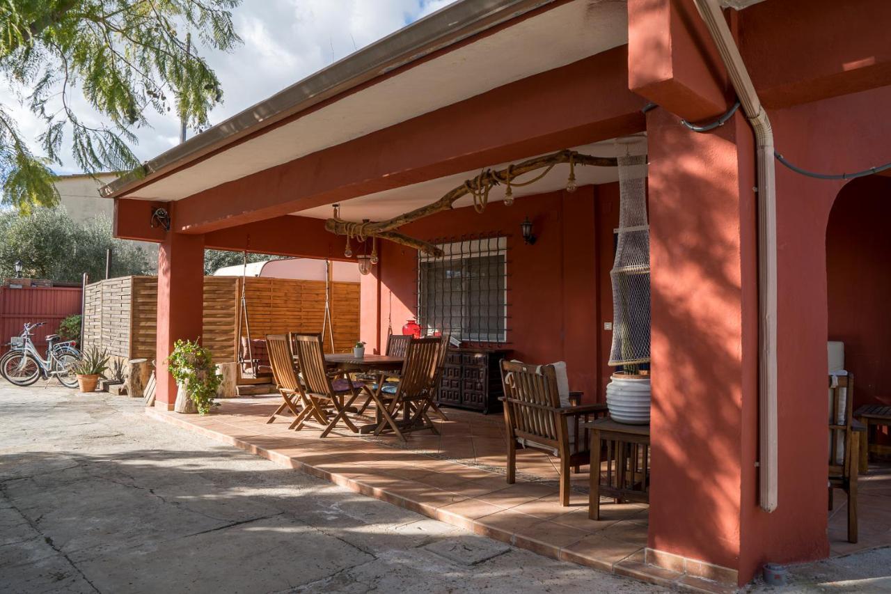 Casa con terraza y jardín cerca de la Playa en Castellón Castellón de la Plana Exterior foto